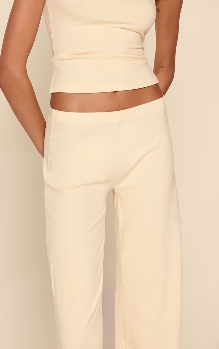 https://mediahub.prettylittlething.com/cnq1263_butter%20yellow_xl_3