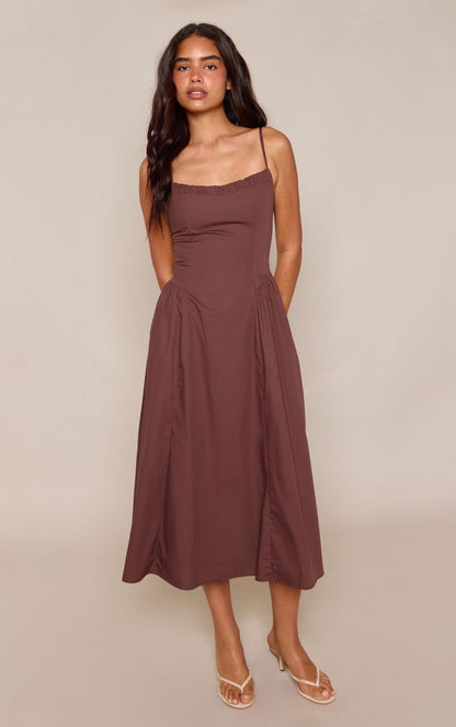 https://mediahub.prettylittlething.com/cnq1282_chocolate_xl