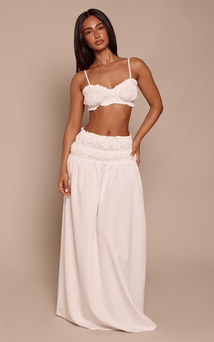 https://mediahub.prettylittlething.com/cnq1335_white_xl_2