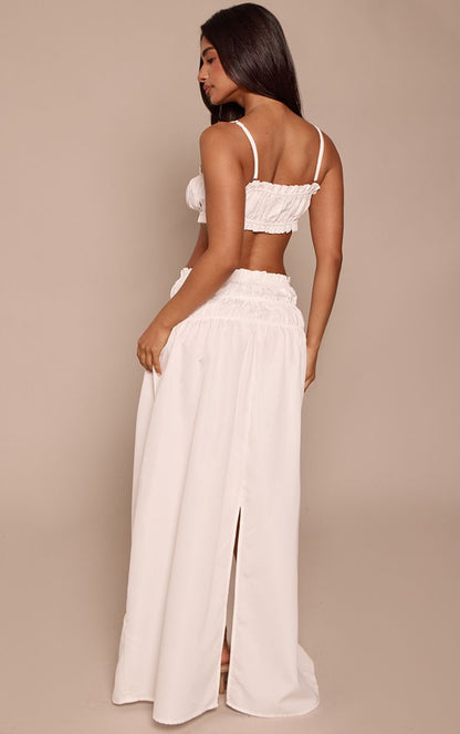 https://mediahub.prettylittlething.com/cnq1336_white_xl_2