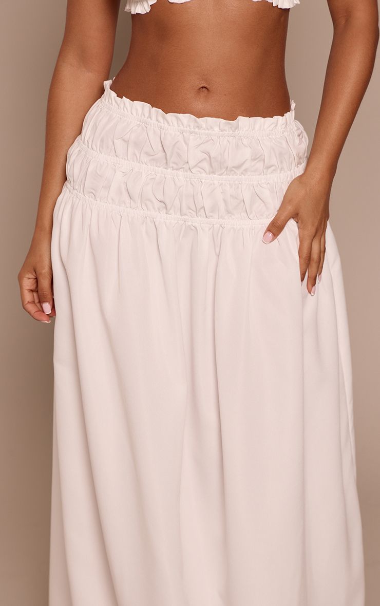 https://mediahub.prettylittlething.com/cnq1336_white_xl_3