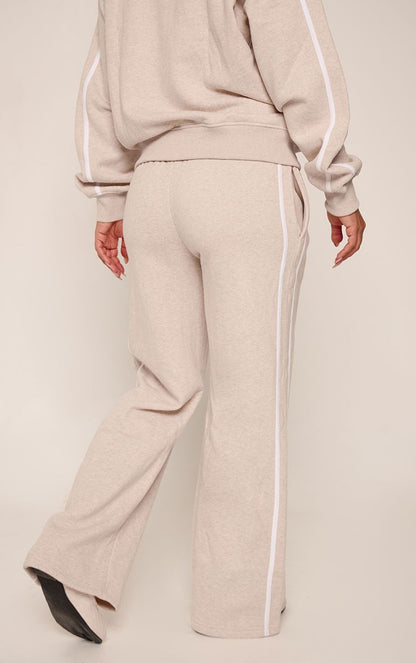 https://mediahub.prettylittlething.com/cnq1689_oatmeal_xl_2