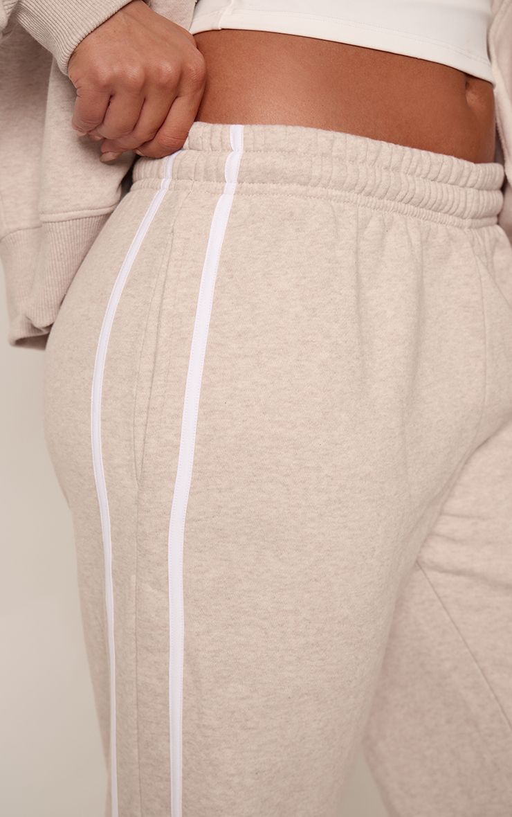 https://mediahub.prettylittlething.com/cnq1689_oatmeal_xl_3