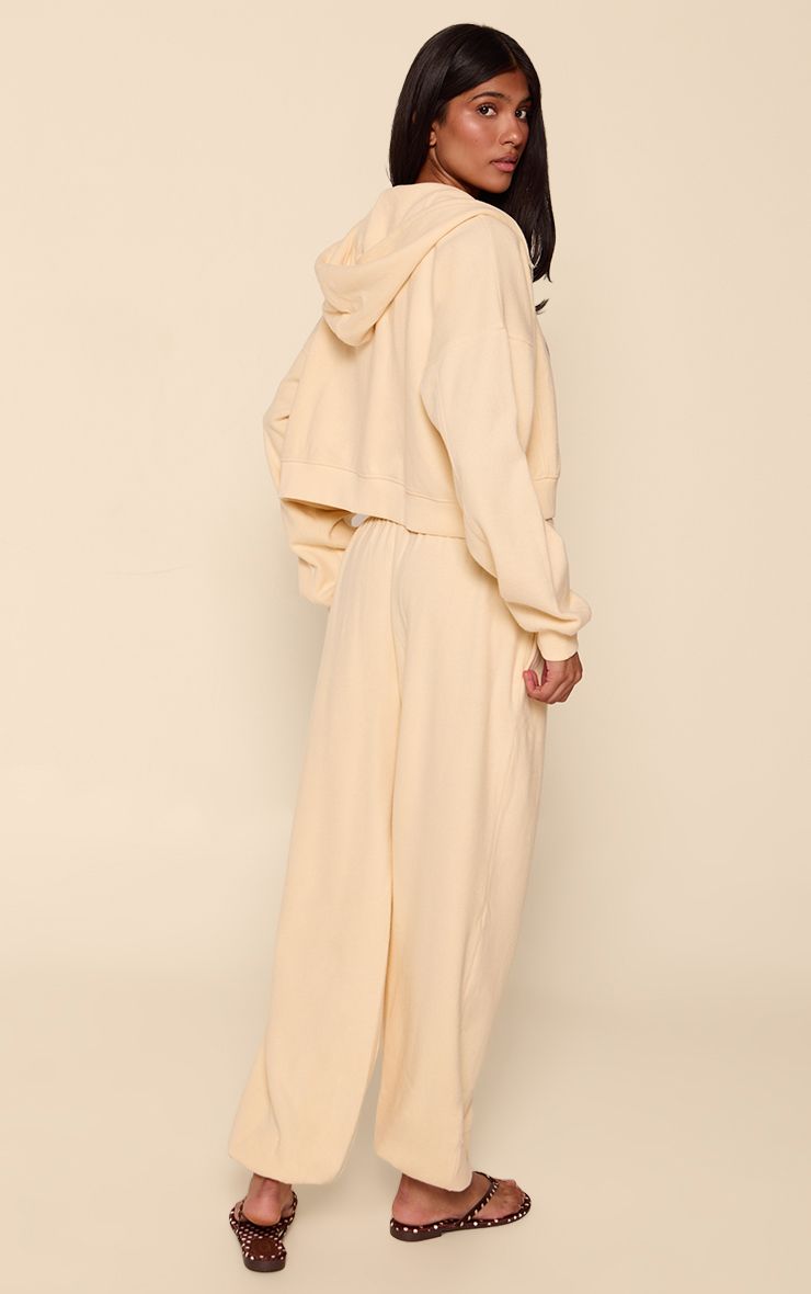 https://mediahub.prettylittlething.com/cnq1750_butter%20yellow_xl_2