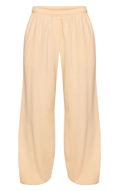 https://mediahub.prettylittlething.com/cnq1750_butter%20yellow_xl_4