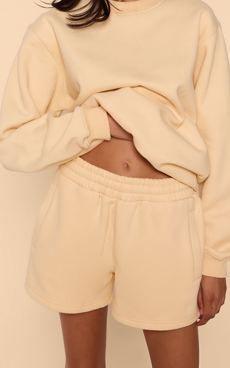 https://mediahub.prettylittlething.com/cnq1757_butter%20yellow_xl_1