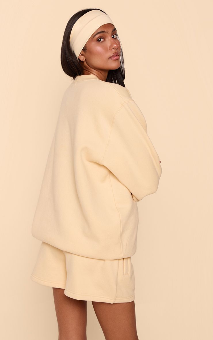 https://mediahub.prettylittlething.com/cnq1757_butter%20yellow_xl_2