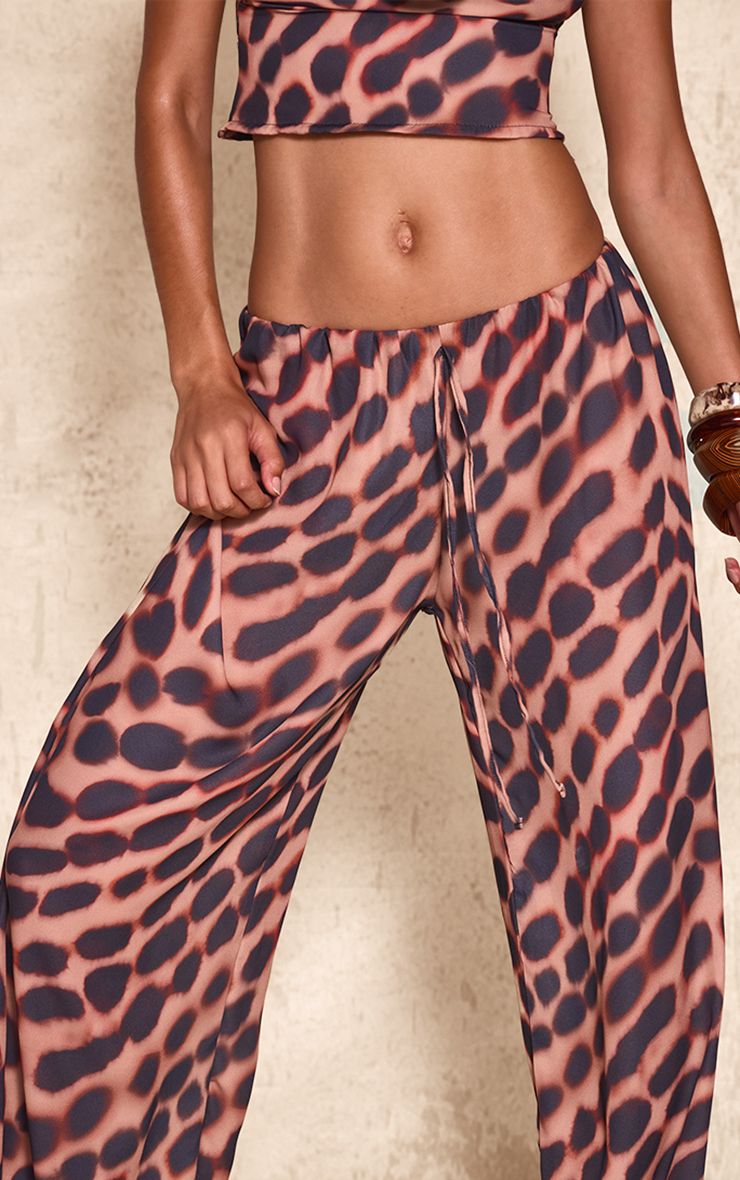 https://mediahub.prettylittlething.com/cnq1833_brown_xl_3