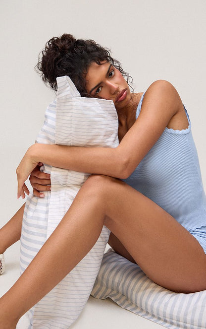 https://mediahub.prettylittlething.com/cnq1874_blue_xl_3