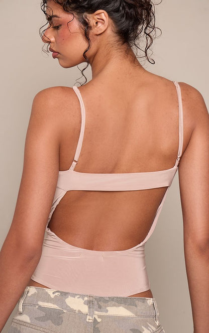https://mediahub.prettylittlething.com/cnq2013_nude_xl_3
