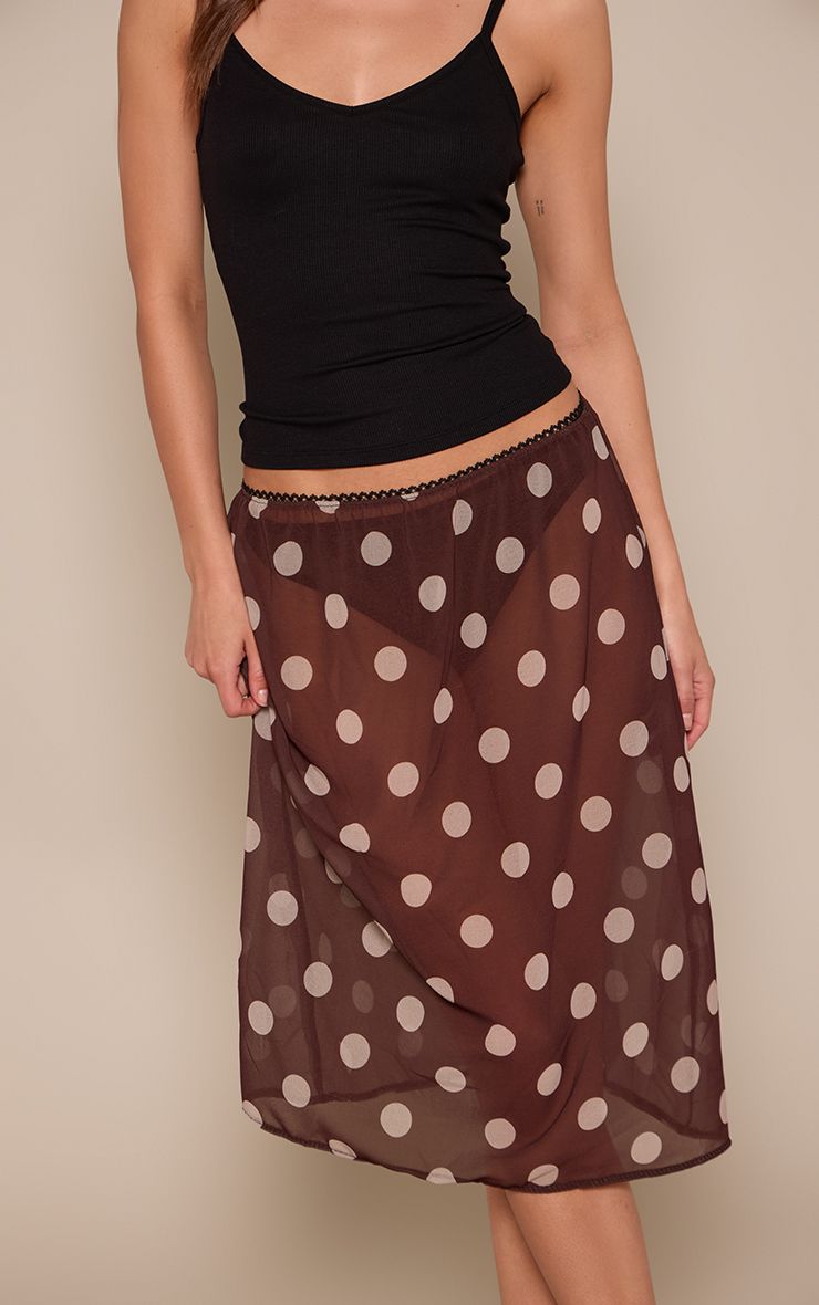 https://mediahub.prettylittlething.com/cnq2027_deep%20chocolate_xl_4