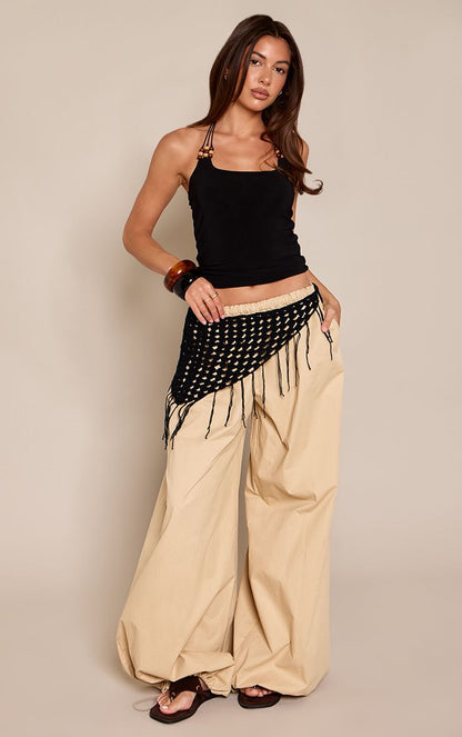 https://mediahub.prettylittlething.com/cnq2046_black_xl_2
