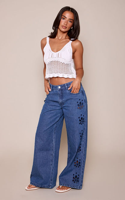 https://mediahub.prettylittlething.com/cnq2127_mid%20blue%20wash_xl_1