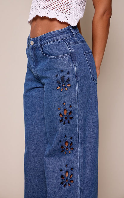 https://mediahub.prettylittlething.com/cnq2127_mid%20blue%20wash_xl_3