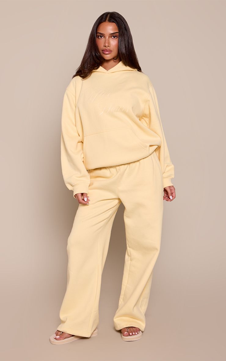 https://mediahub.prettylittlething.com/cnq2158_butter%20yellow_xl