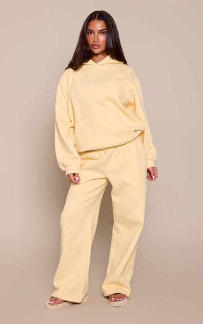 https://mediahub.prettylittlething.com/cnq2158_butter%20yellow_xl