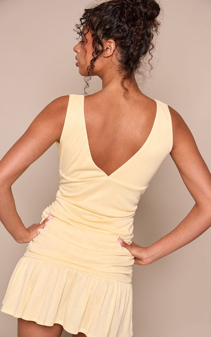 https://mediahub.prettylittlething.com/cnq2671_lemon_xl_1