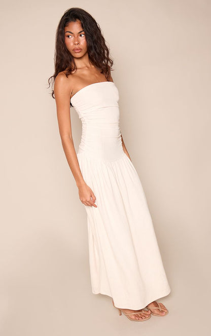 https://mediahub.prettylittlething.com/cnq2693_natural_xl_2