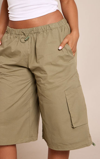 https://mediahub.prettylittlething.com/cnq2781_khaki_xl_3