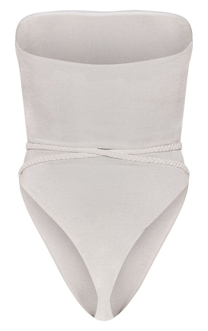 https://mediahub.prettylittlething.com/cnq2920_white_xl_5
