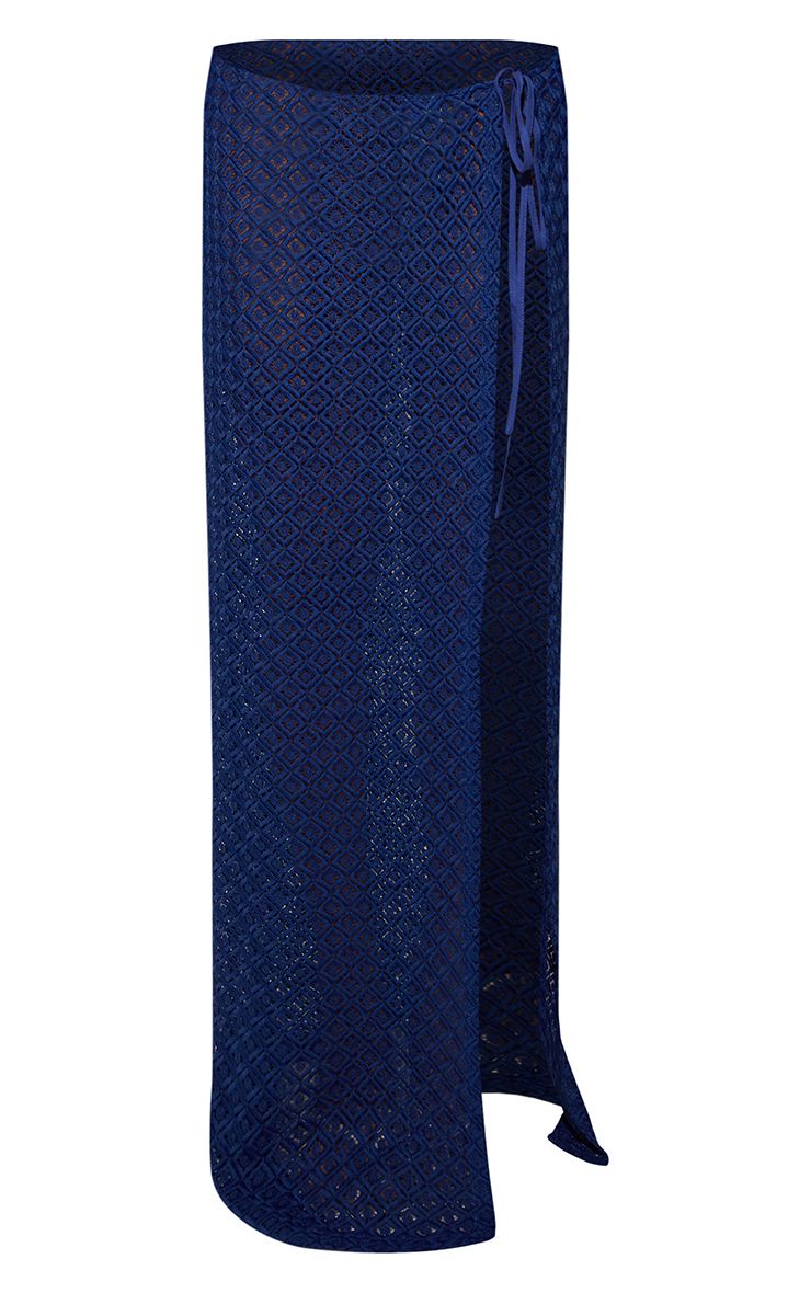 https://mediahub.prettylittlething.com/cnq2950_cobalt_xl_4