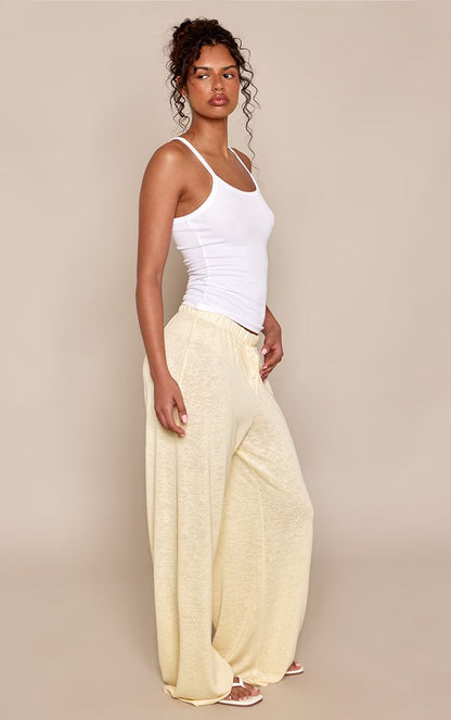 https://mediahub.prettylittlething.com/cnq3008_lemon_xl_1