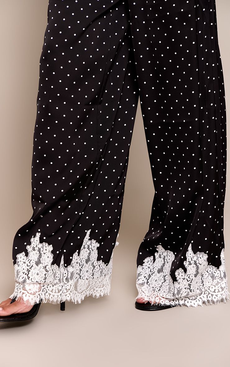 https://mediahub.prettylittlething.com/cnq3210_black_xl_3