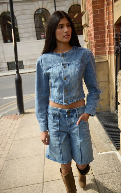 https://mediahub.prettylittlething.com/cnq3338_mid%20blue%20wash_xl_1