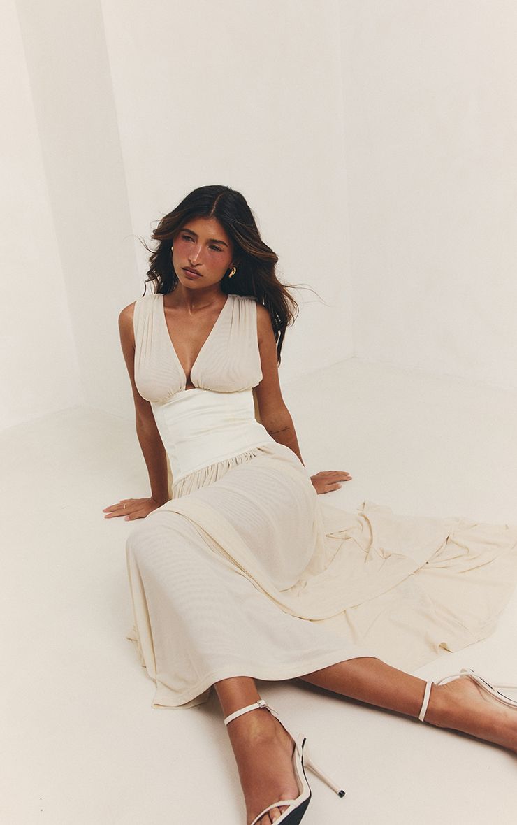 https://mediahub.prettylittlething.com/cnq3370_nude_xl_5
