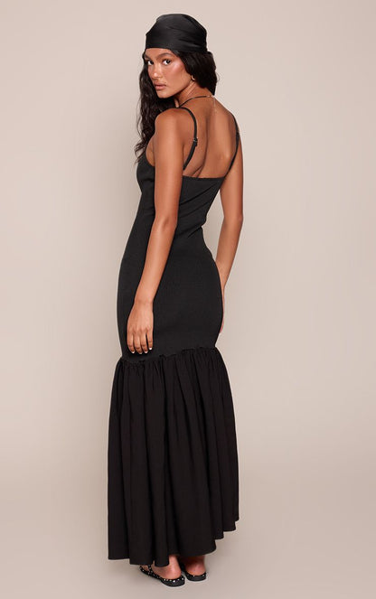 https://mediahub.prettylittlething.com/cnq3371_black_xl_1