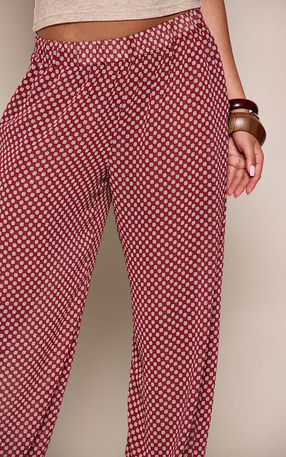 https://mediahub.prettylittlething.com/cnq3391_red_xl_3