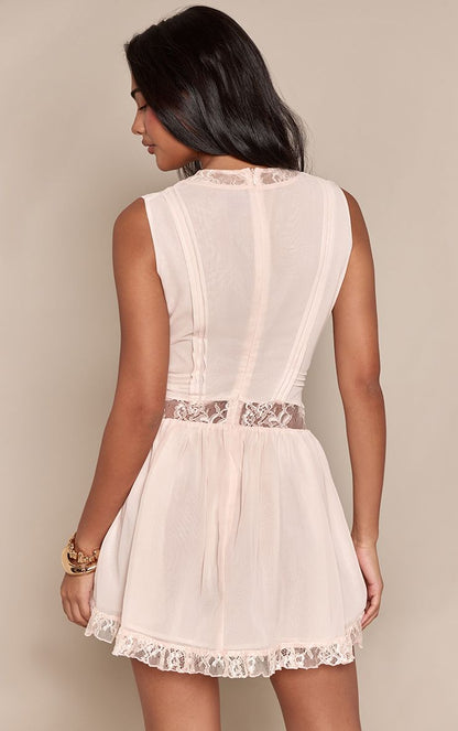 https://mediahub.prettylittlething.com/cnq3492_blush_xl_1