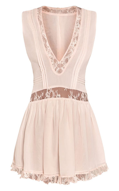 https://mediahub.prettylittlething.com/cnq3492_blush_xl_4