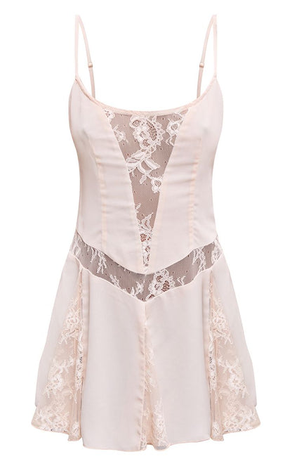 https://mediahub.prettylittlething.com/cnq3495_blush_xl_4