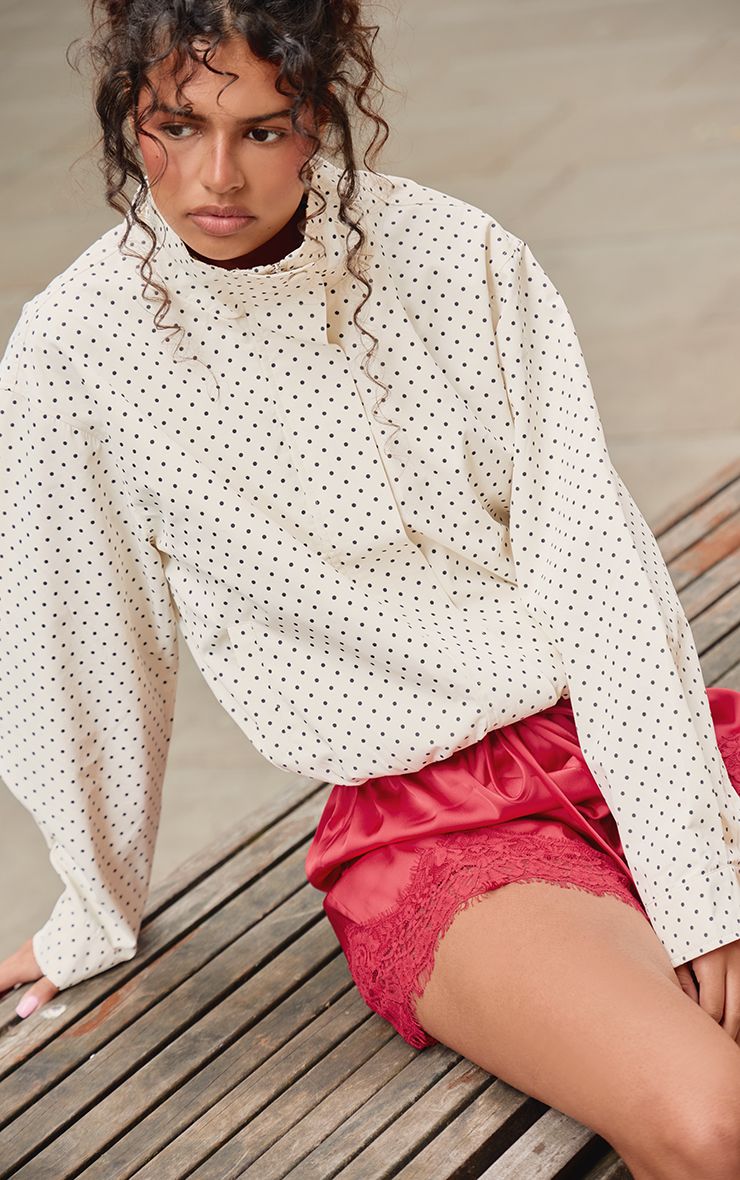 https://mediahub.prettylittlething.com/cnq3705_red_xl_5
