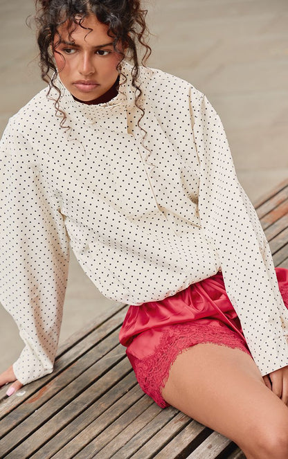 https://mediahub.prettylittlething.com/cnq3705_red_xl_5