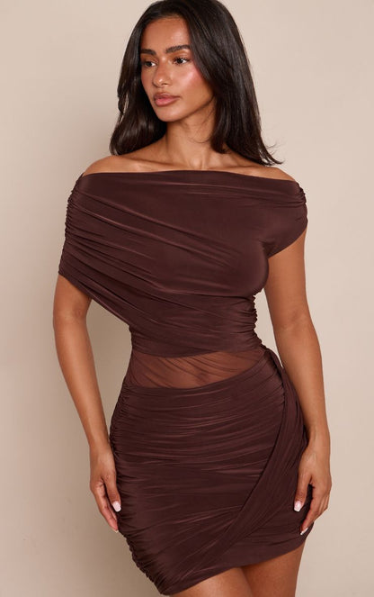 https://mediahub.prettylittlething.com/cnq3722_chocolate_xl