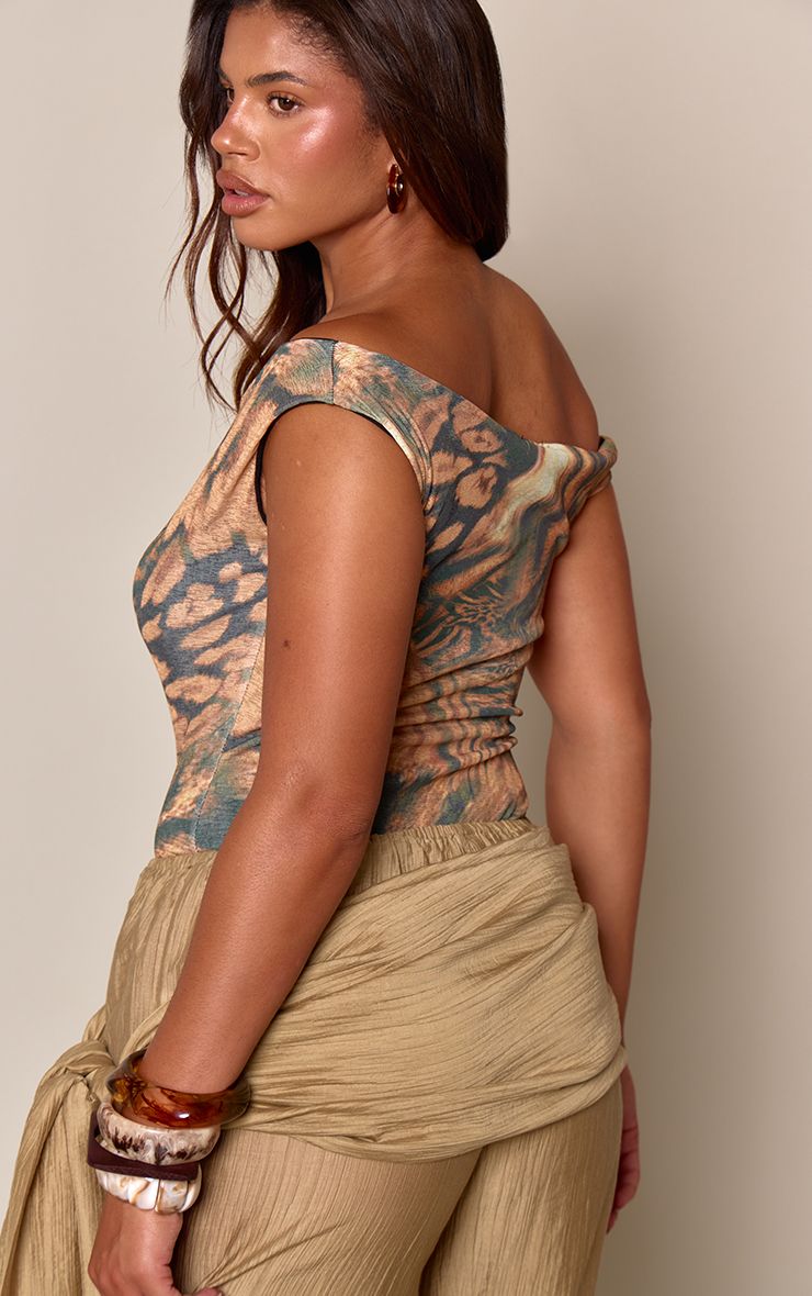 https://mediahub.prettylittlething.com/cnq3767_chocolate_xl_1