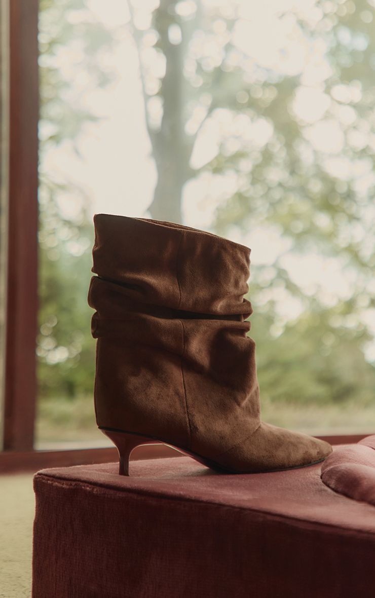 https://mediahub.prettylittlething.com/cnq3934_chocolate_xl