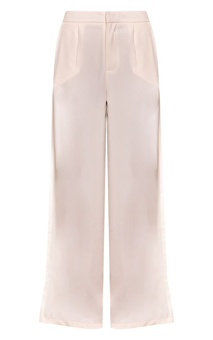 https://mediahub.prettylittlething.com/cnq4041_cream_xl_4