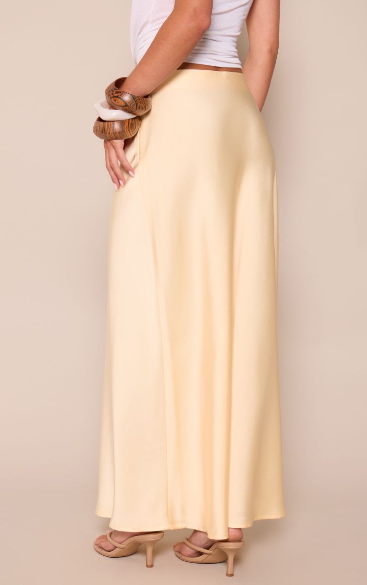https://mediahub.prettylittlething.com/cnq4216_butter%20yellow_xl_2