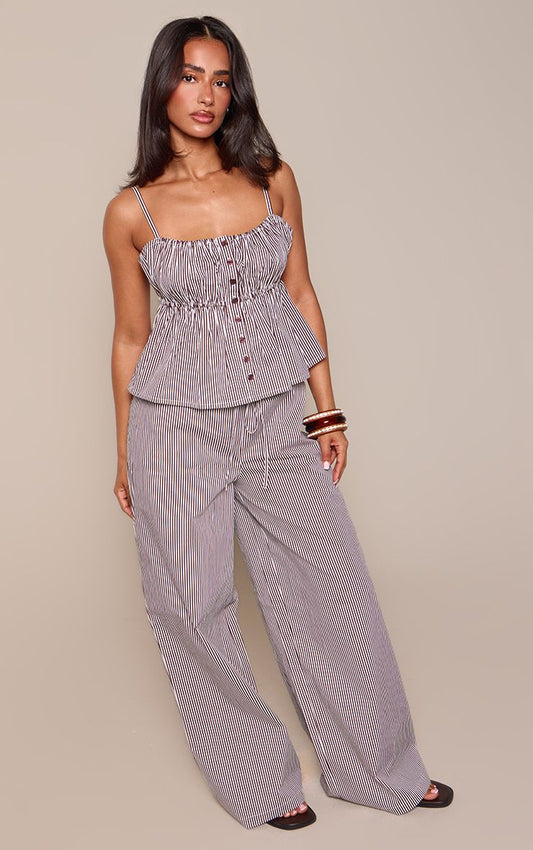 https://mediahub.prettylittlething.com/cnq4227_chocolate_xl