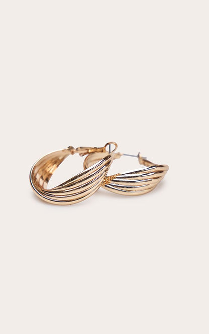 https://mediahub.prettylittlething.com/cnq4257_gold_xl_2