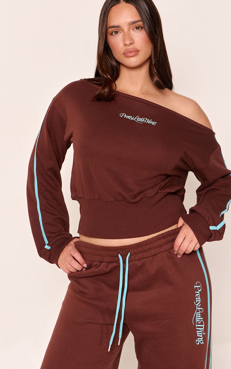 https://mediahub.prettylittlething.com/cnq4369_chocolate_xl