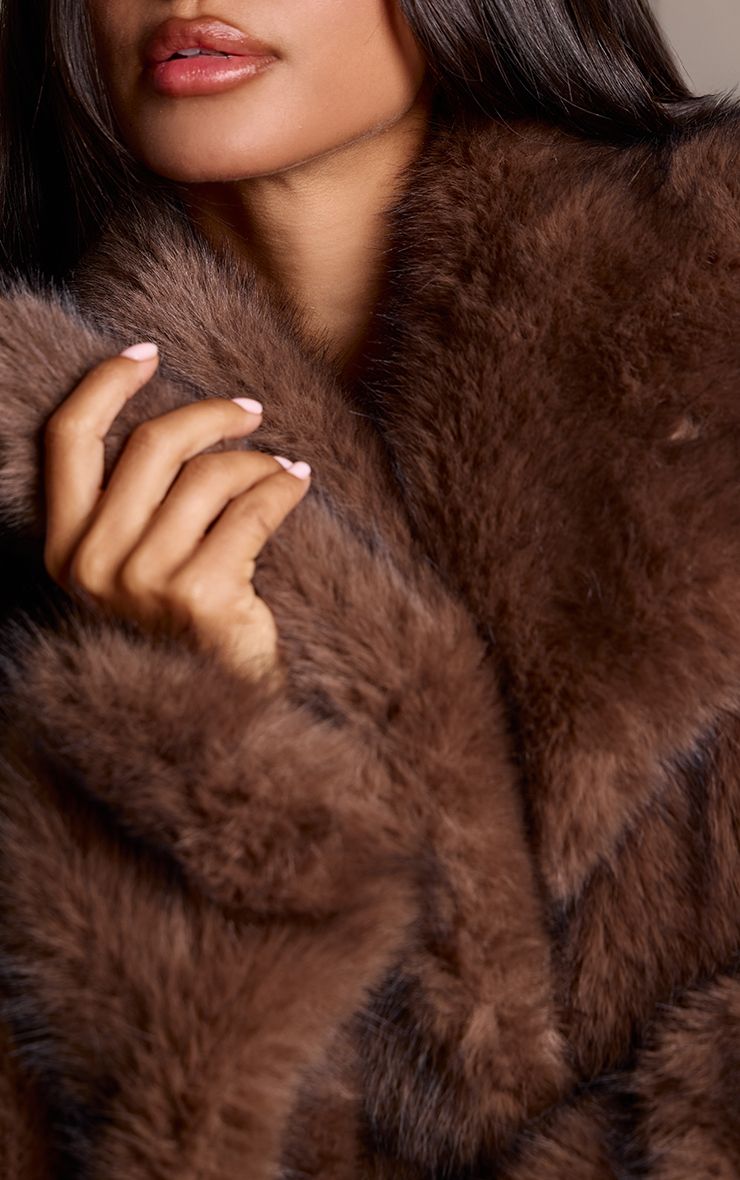 https://mediahub.prettylittlething.com/cnq4386_chocolate_xl_3