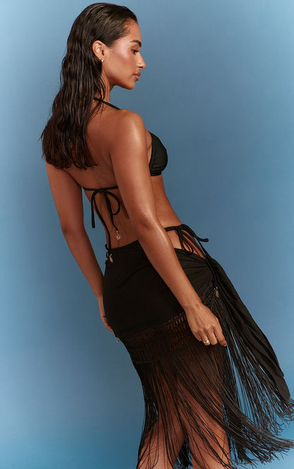 https://mediahub.prettylittlething.com/cnq4634_black_xl_2