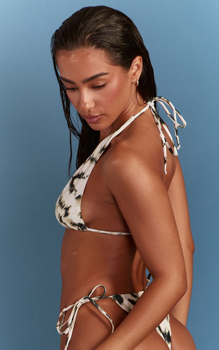 https://mediahub.prettylittlething.com/cnq4650_white_xl_1