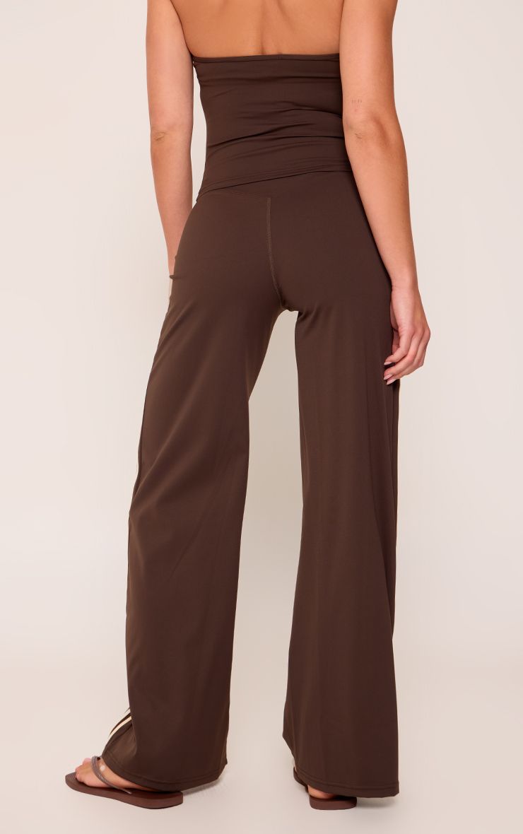 https://mediahub.prettylittlething.com/cnq4676_chocolate_xl_2