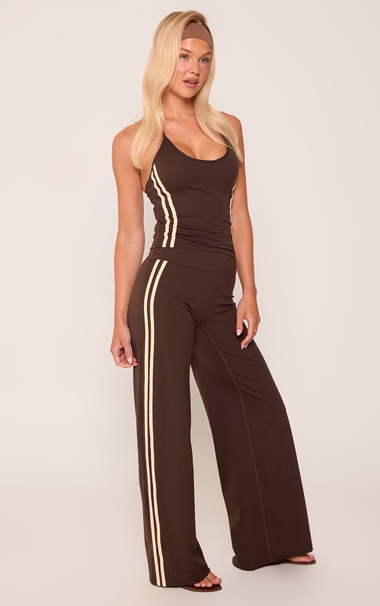 https://mediahub.prettylittlething.com/cnq4676_chocolate_xl_3