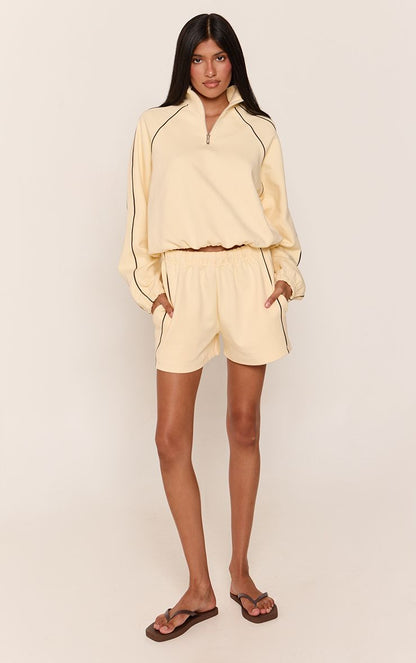 https://mediahub.prettylittlething.com/cnq4683_butter%20cream_xl_2